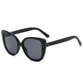 Fashion Cat Eye Sunglasses Women Large Frame Glasses Retro Sunglass Female Rivets Luxury Designer Eyewear UV400 Sun Glass Shades - black