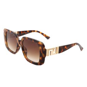 Square Chic Flat Top Women Fashion Sunglasses - Tortoise