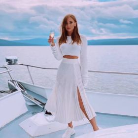 Chic Pullover - Knitted Pleated Skirt Suit High Slit Long Sleeve - Off White - L